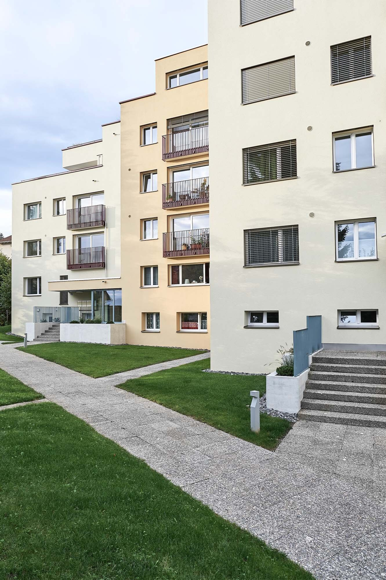 1008 wohnueberbauung etzelstrasse waedenswil rogger ambauen ag architektur baumanagement 04